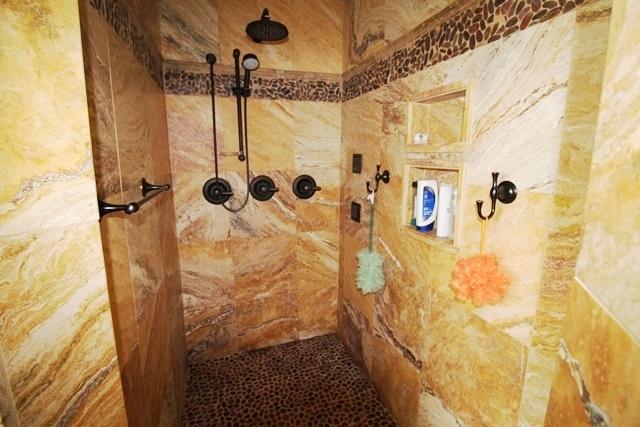 EMERALD BAY PH 1A - Residential