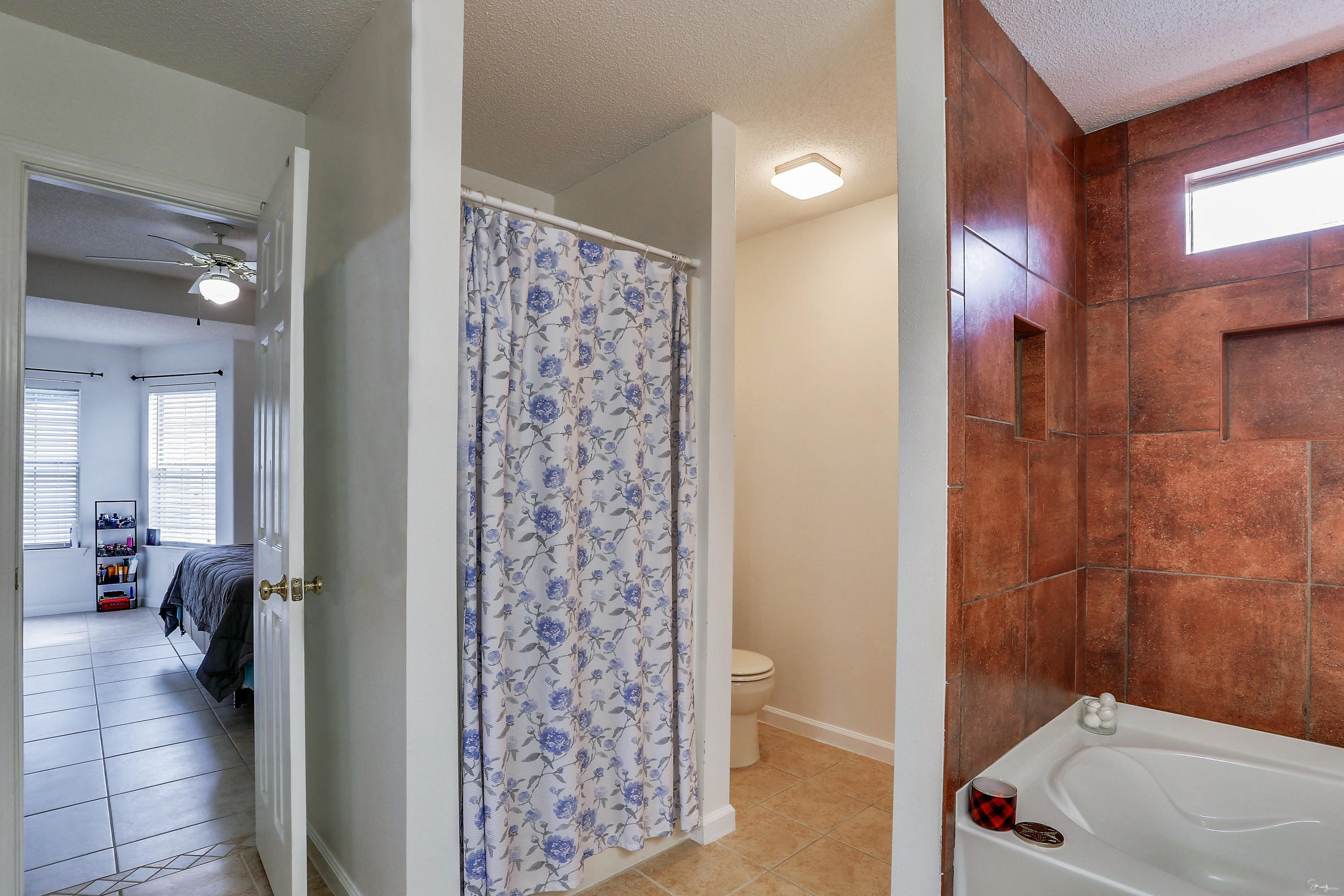 SOUTHERN OAKS PLANTATION - Residential