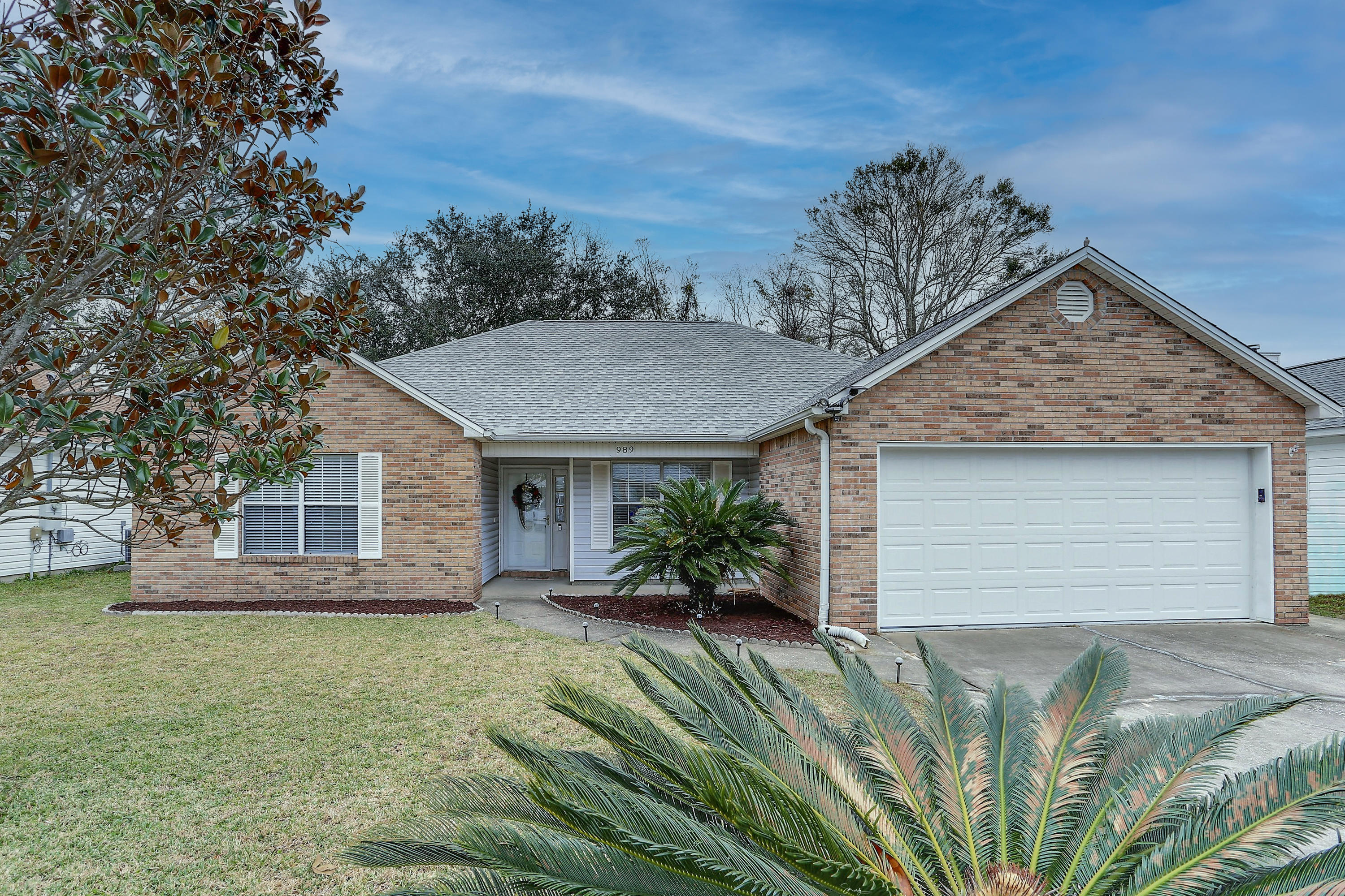 This charming 4 Bedroom, 2 Bathroom home sits in the quiet neighborhood of Southern Oaks Plantation. Conveniently located close to both Eglin Air Force Base and Hurlburt field. Being near shopping and dining makes this home a must. Kitchen, and bathrooms were updated in 2014, a new roof was installed in December 2017, HVAC and Water heater were both replaced in 2014. Don't wait, make your appointment today!!