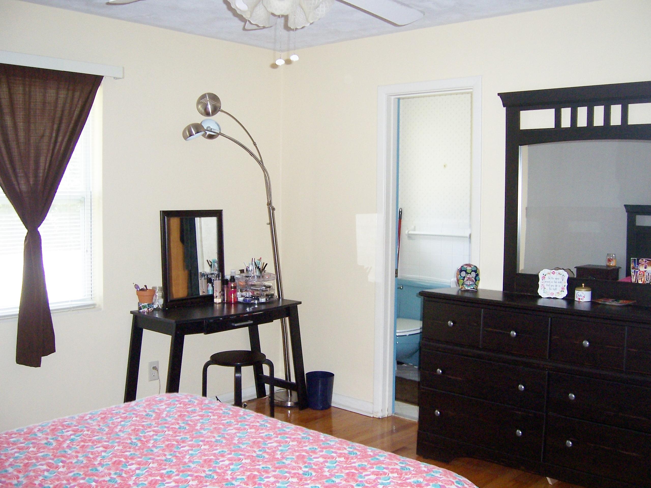 COLONY ESTATES Lot 8 & 12.5ft of Lot 9 Blk 2 - Residential