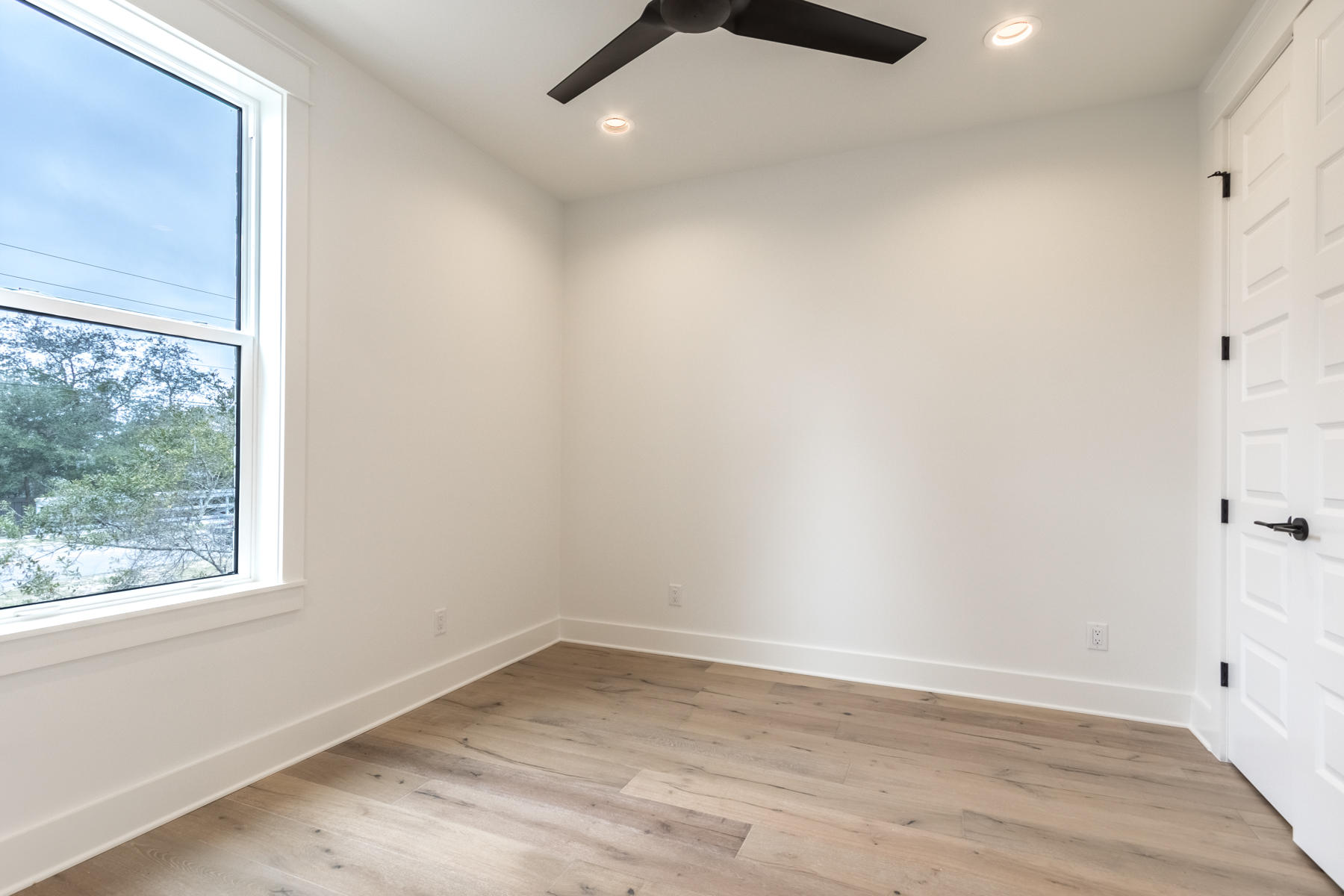 Ridgewalk - Residential