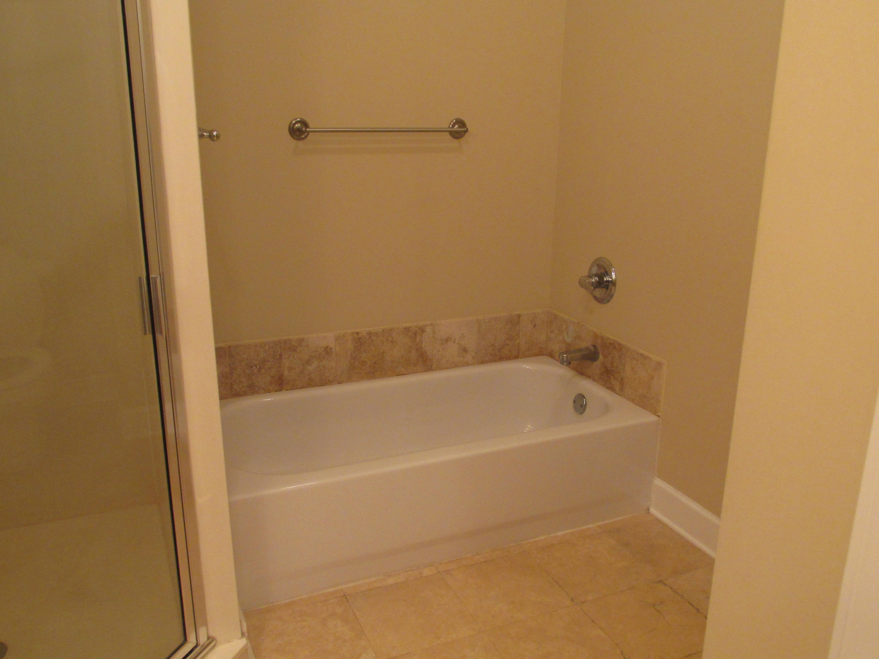 SEAGROVE HIGHLANDS - Residential Lease