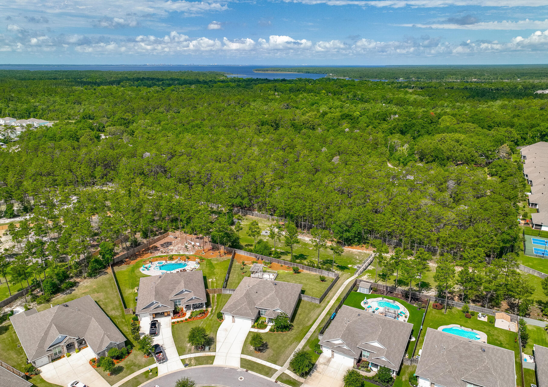 HAMMOCK BAY - Residential