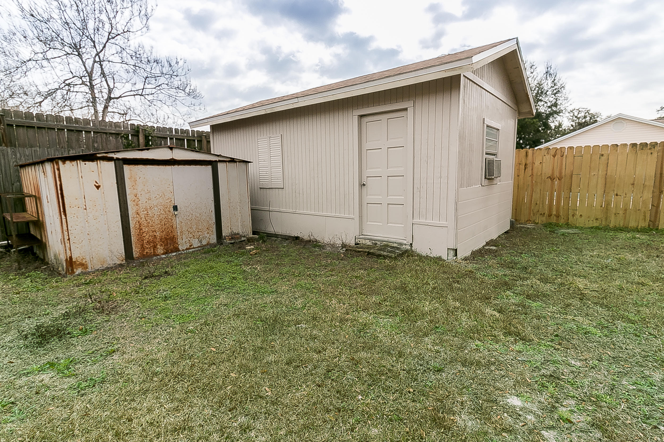 SPRING LAKE #2 - Residential