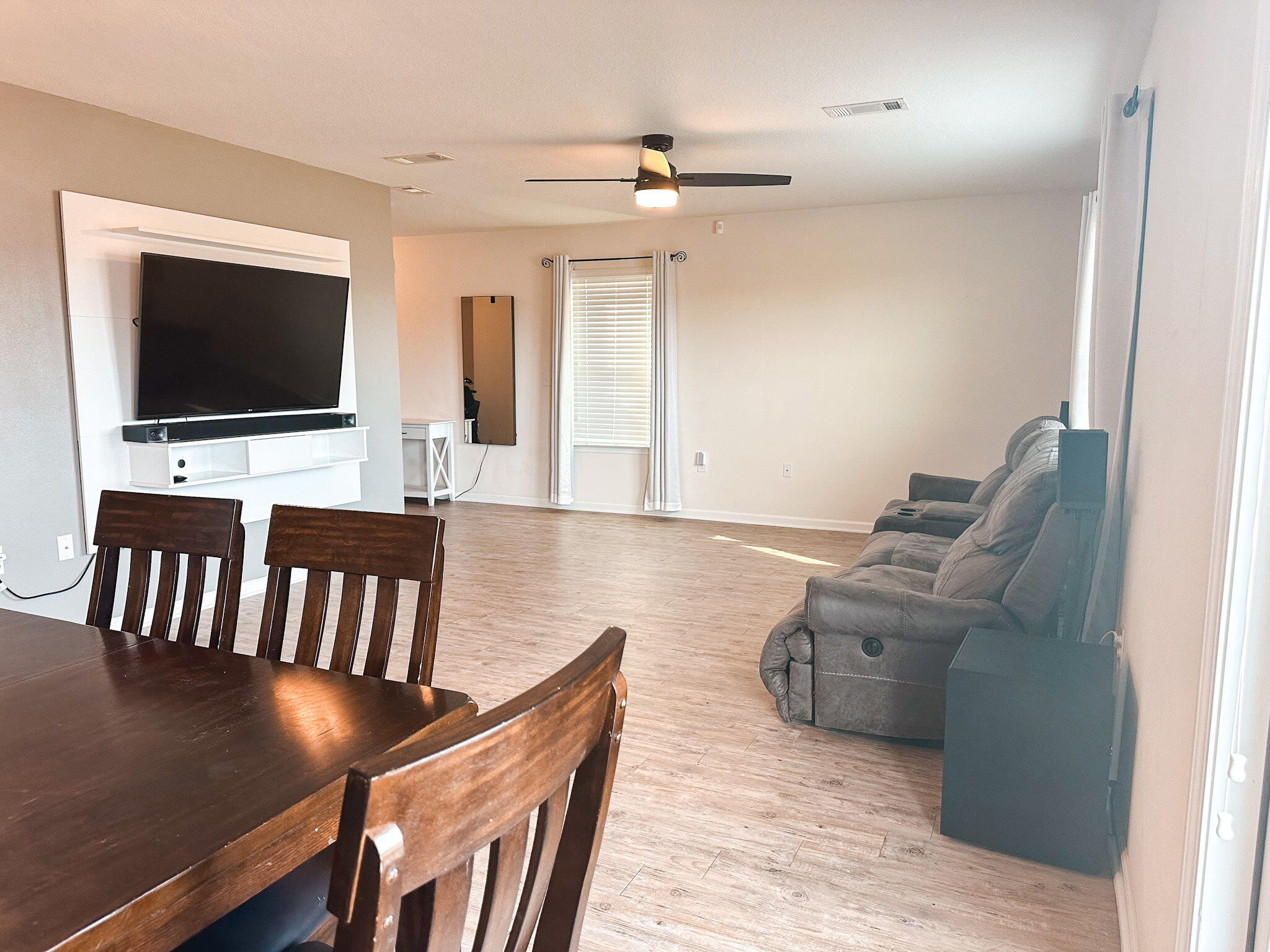 Redstone Commons - Residential Lease