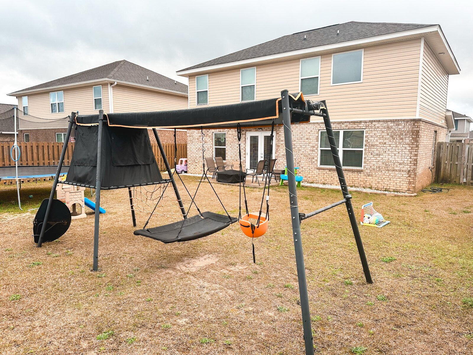 Redstone Commons - Residential Lease