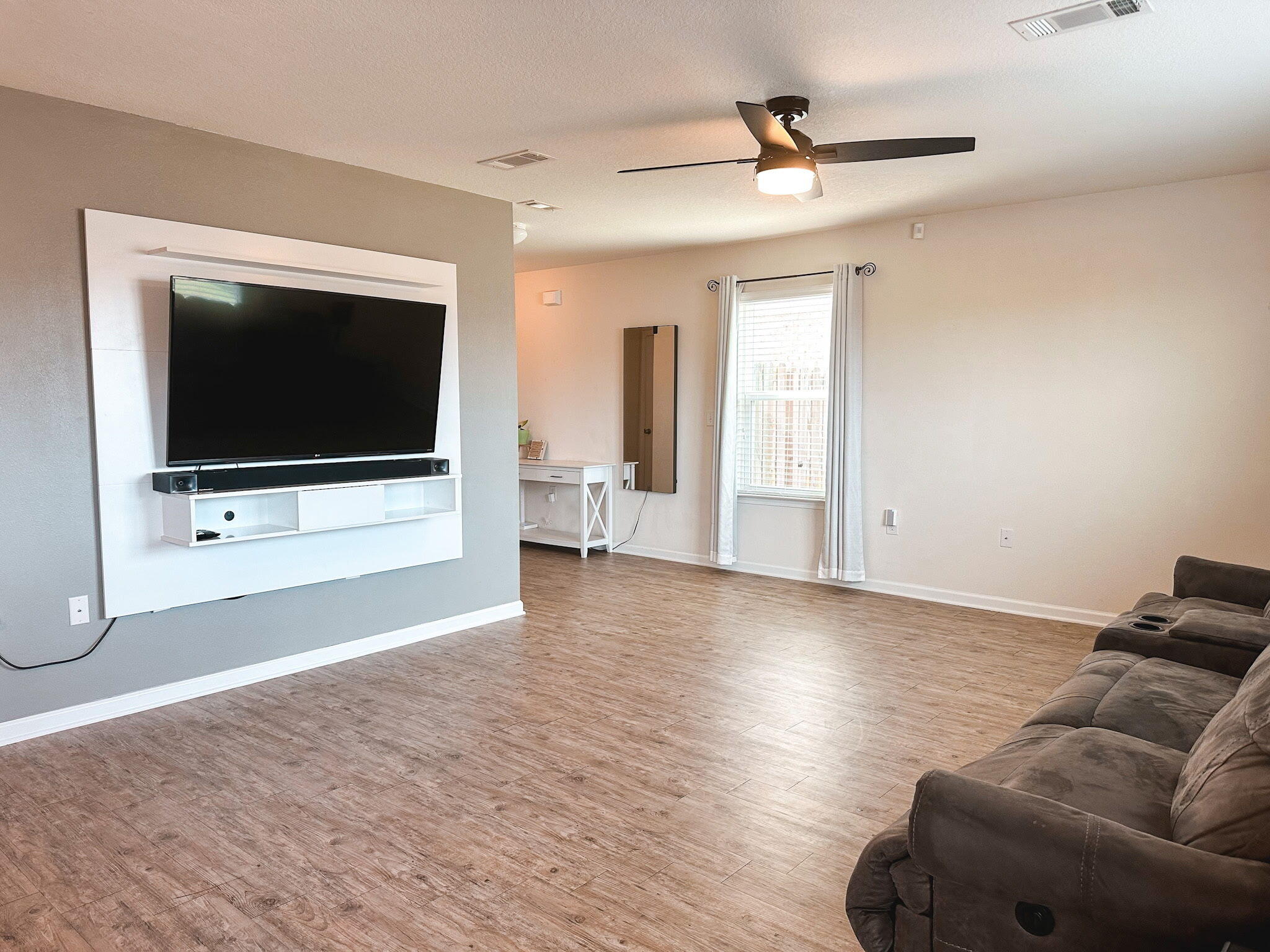 Redstone Commons - Residential Lease