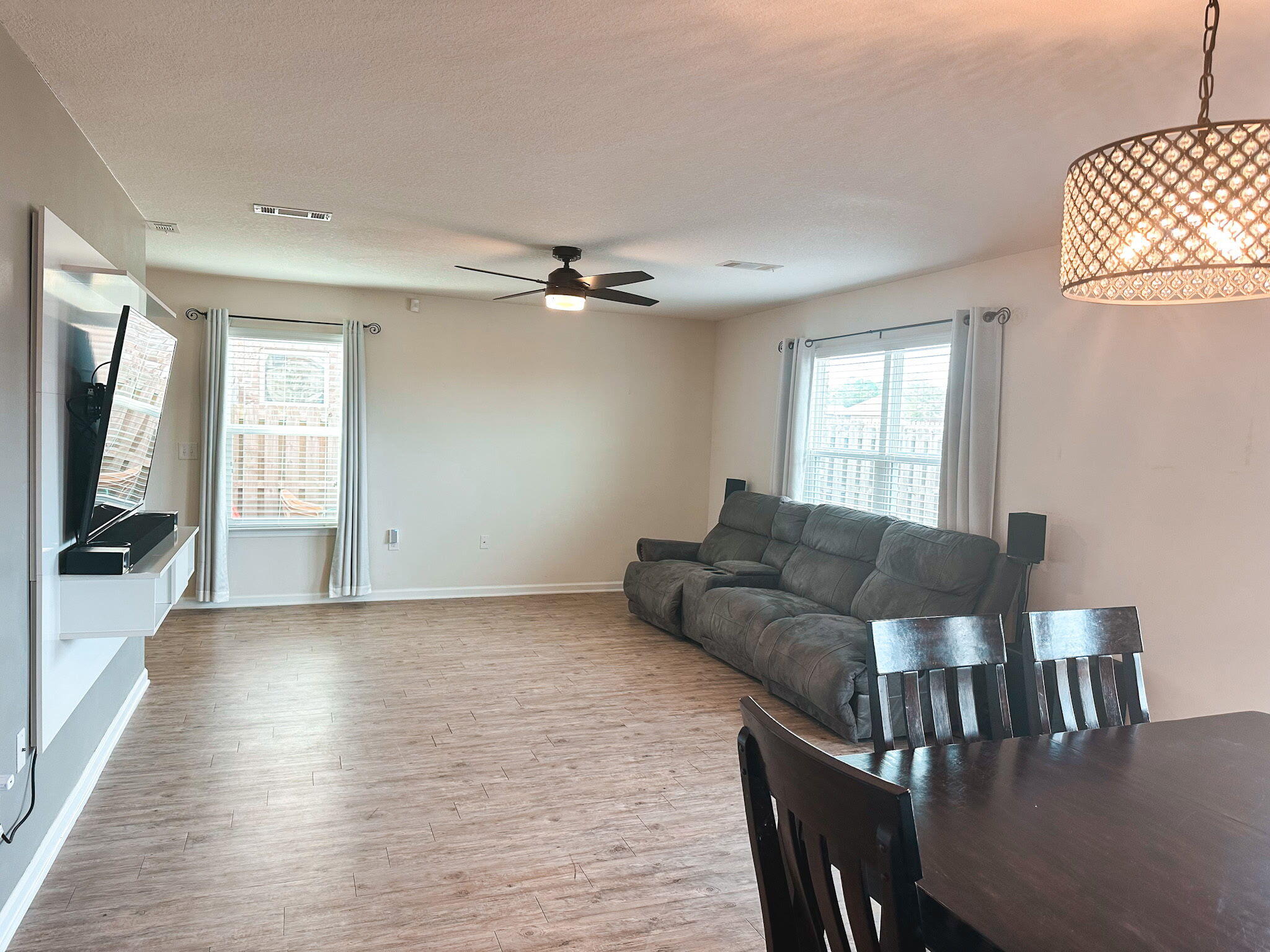 Redstone Commons - Residential Lease