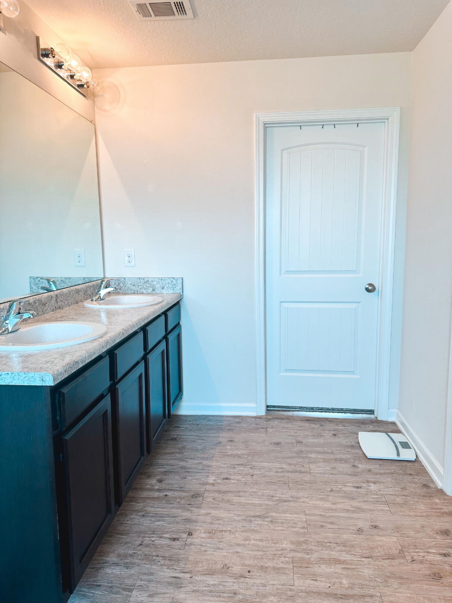 Redstone Commons - Residential Lease