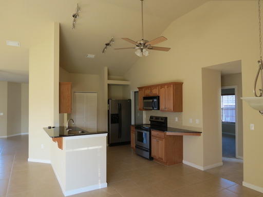 LEE FARMS PH II LOT 17 BLK B - Residential Lease