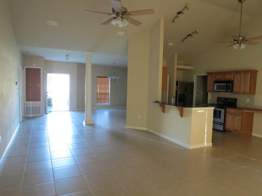 LEE FARMS PH II LOT 17 BLK B - Residential Lease