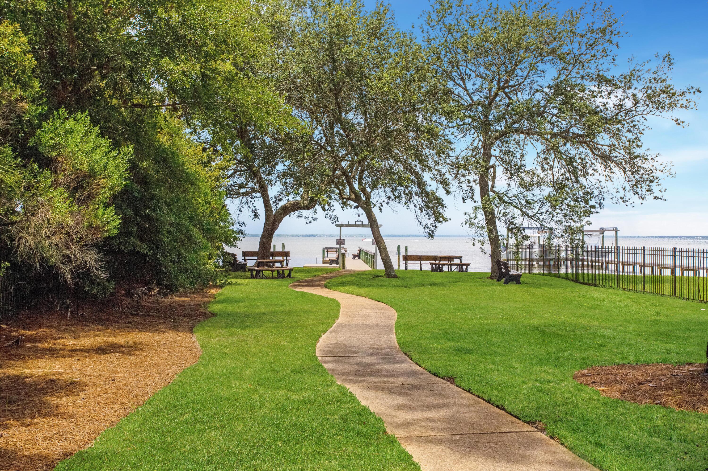 PELICAN BAY S/D - Residential