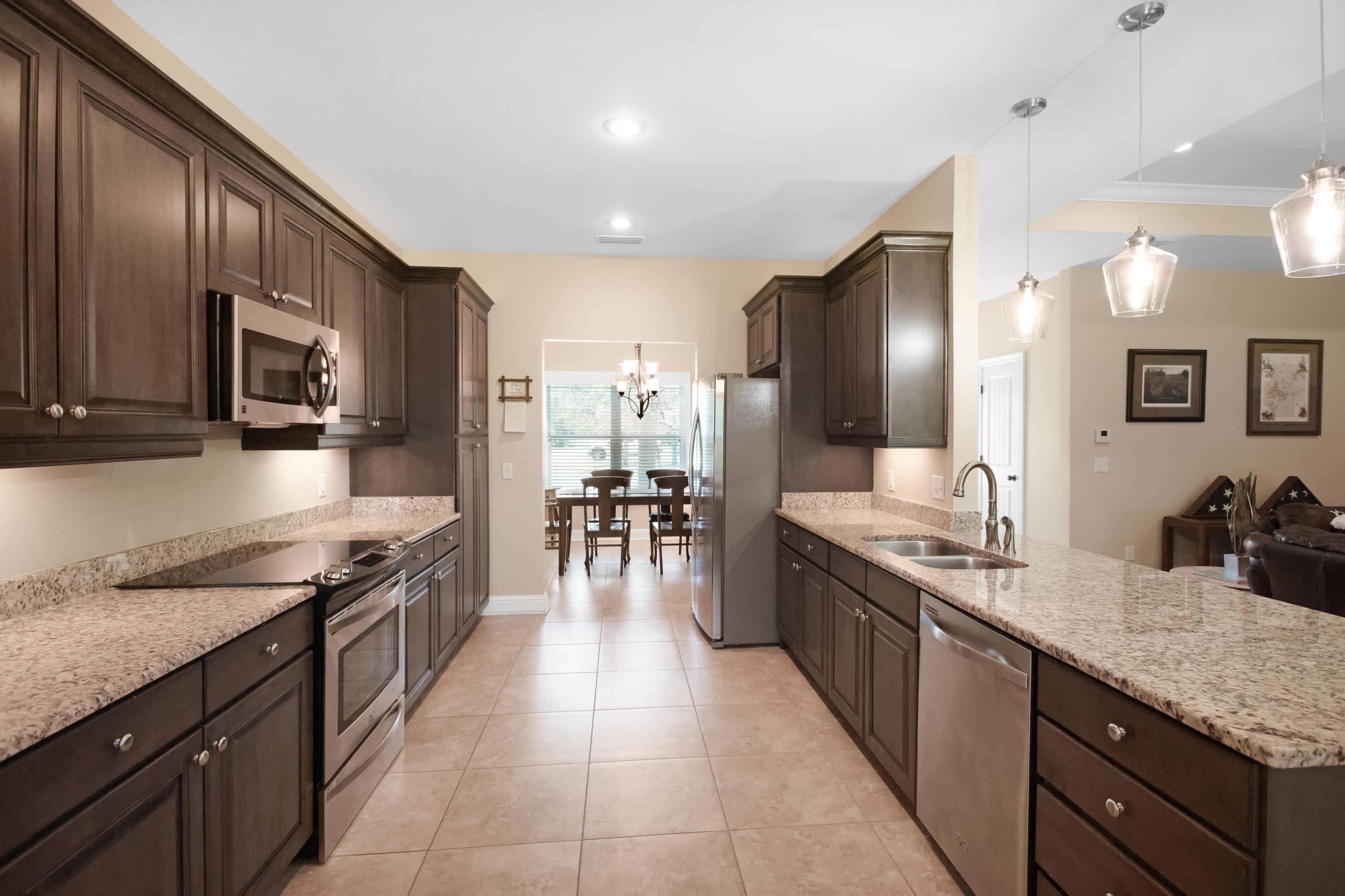 PELICAN BAY S/D - Residential