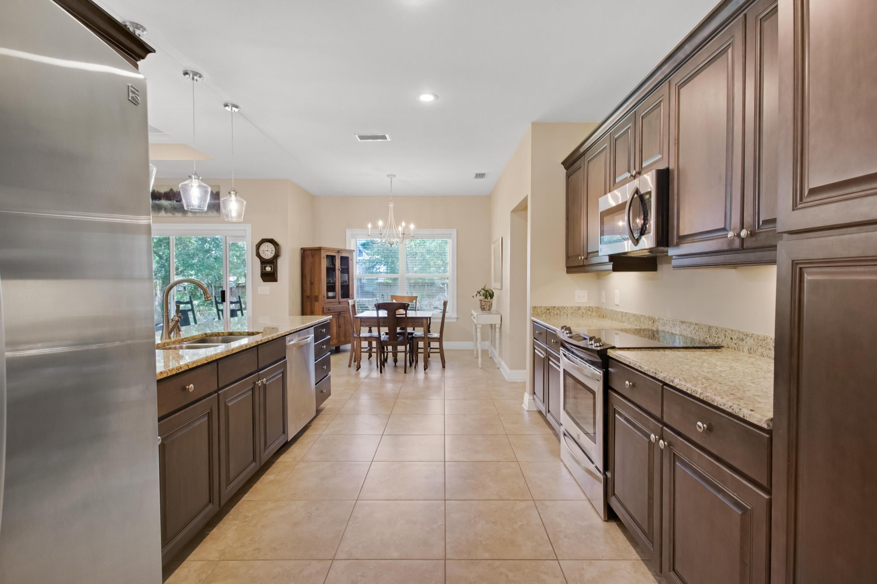 PELICAN BAY S/D - Residential