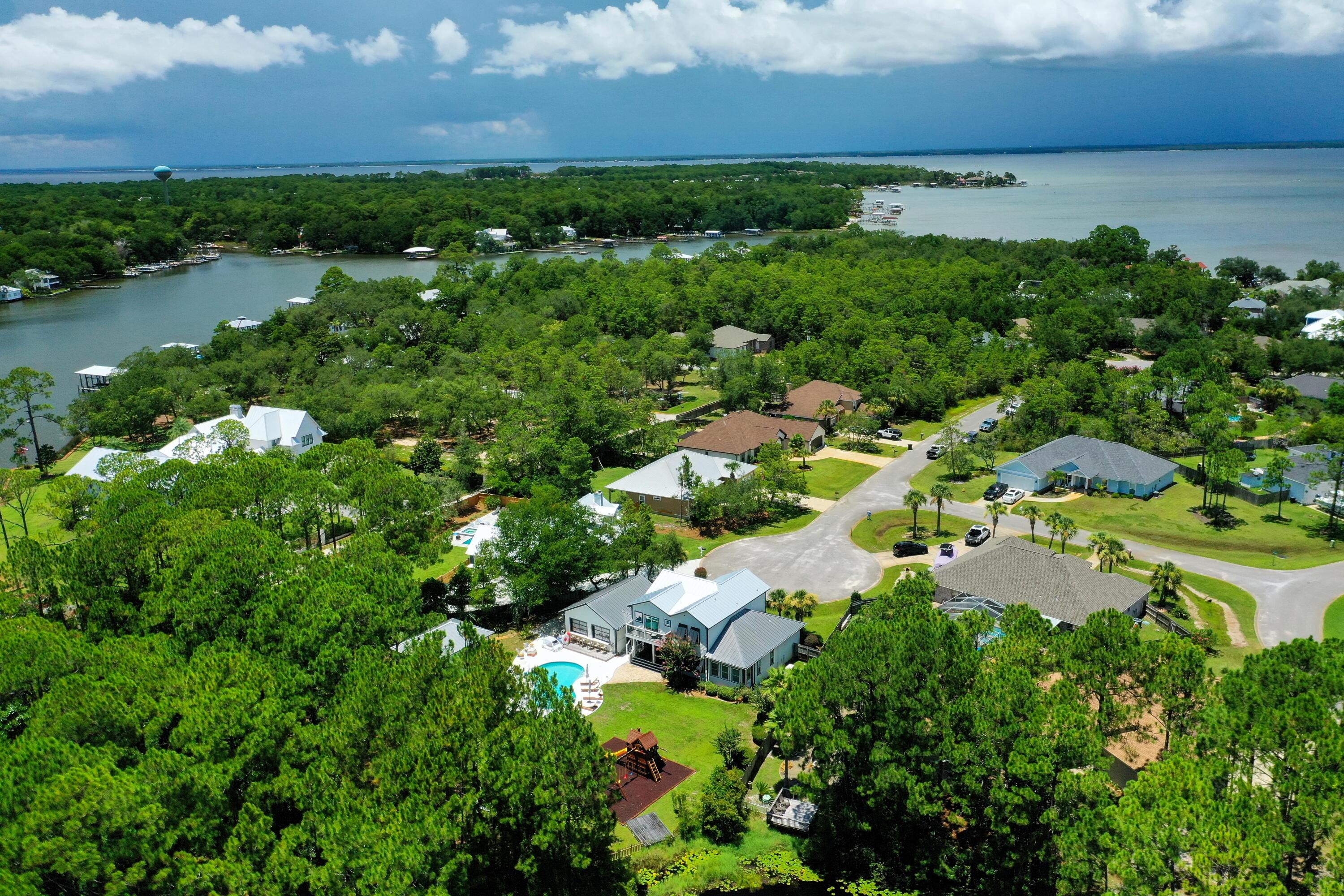 PELICAN BAY S/D - Residential