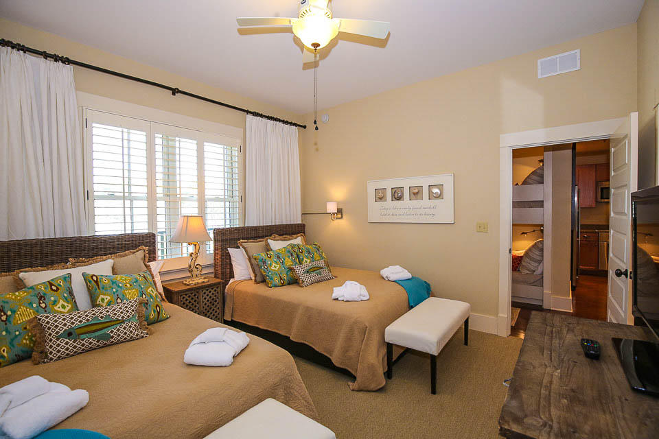 REDFISH VILLAGE - Residential