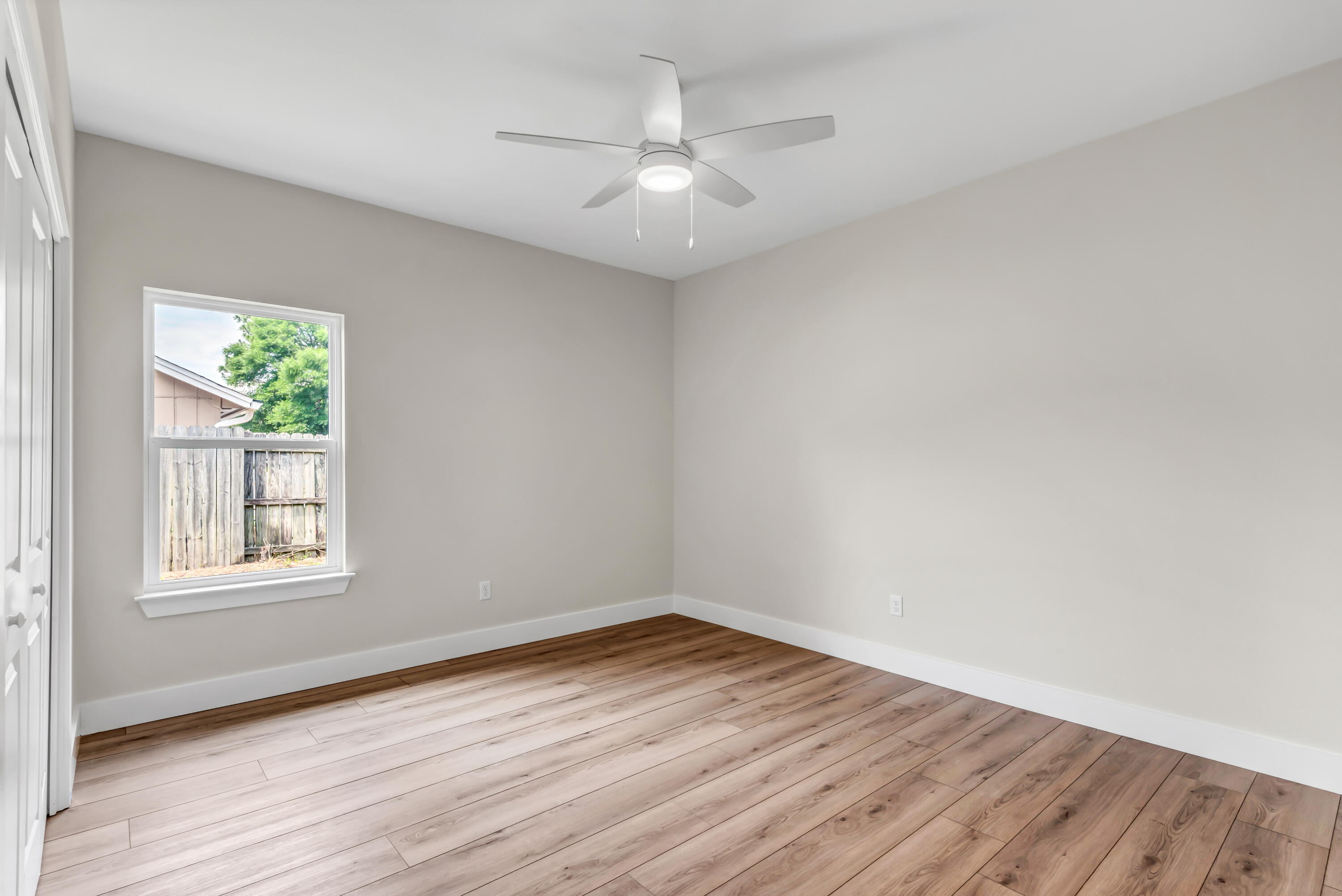 OAKLAND ADD AMENDED MAP LOT 16 BLK 24 - Residential