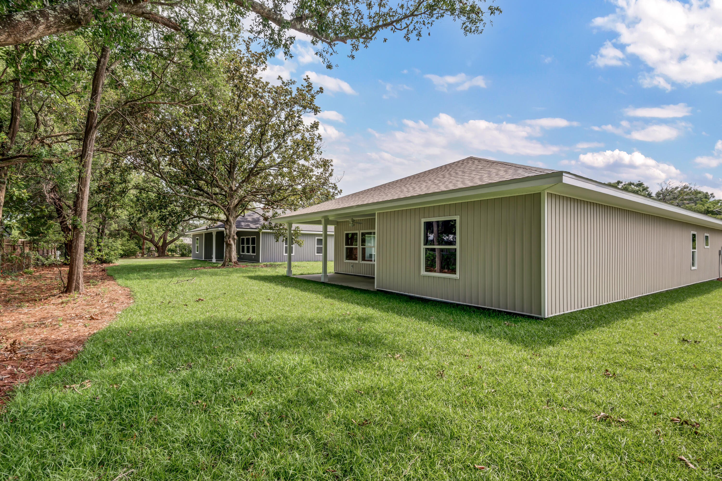 OAKLAND ADD AMENDED MAP LOT 16 BLK 24 - Residential