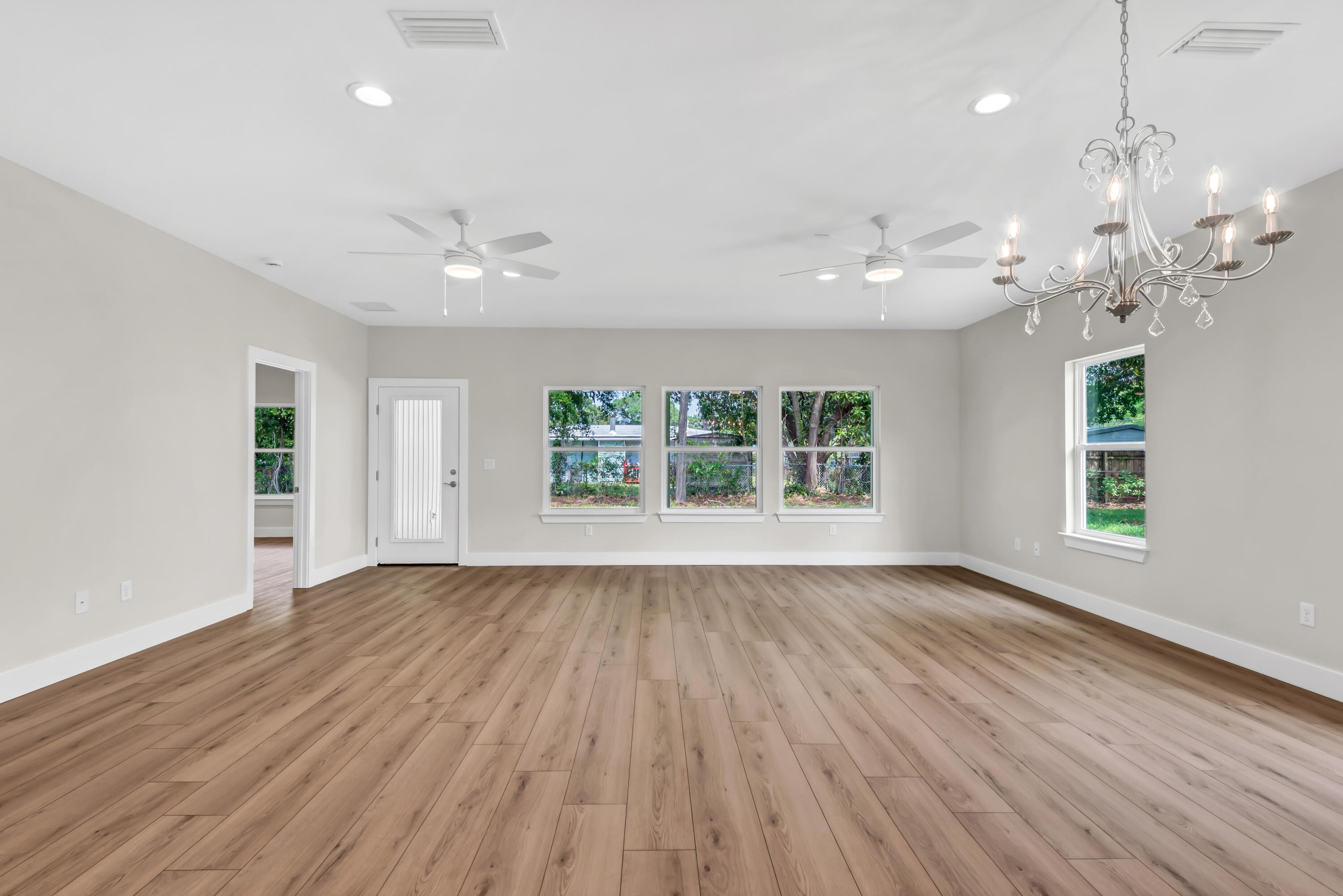 OAKLAND ADD AMENDED MAP LOT 16 BLK 24 - Residential