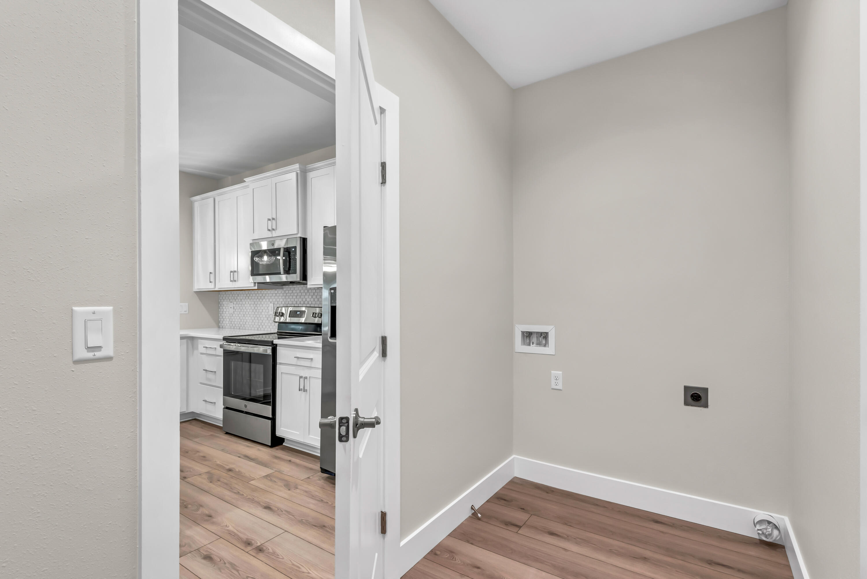 OAKLAND ADD AMENDED MAP LOT 16 BLK 24 - Residential