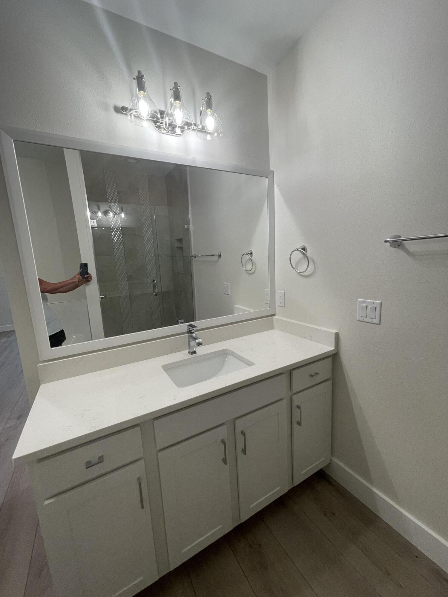 OAKLAND ADD AMENDED MAP LOT 16 BLK 24 - Residential