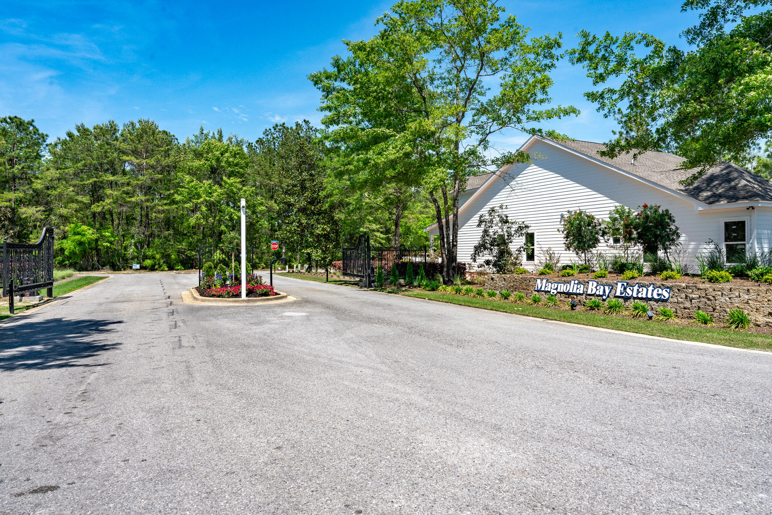 MAGNOLIA BAY ESTATES - Residential