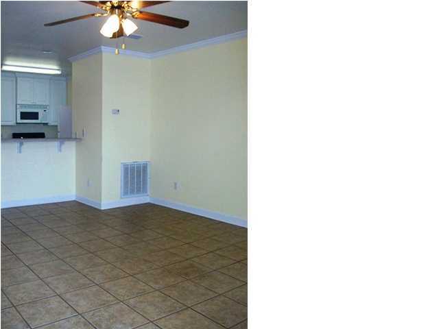 KISKA BEACH - Residential Lease