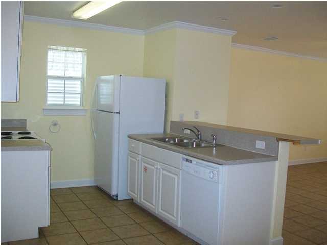 KISKA BEACH - Residential Lease