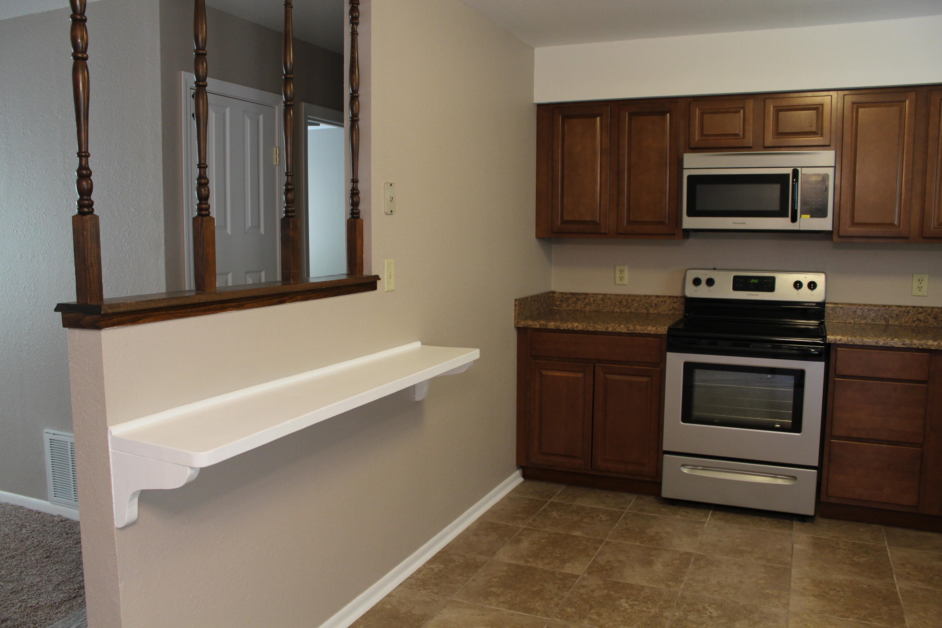 BENT CREEK ESTATES - Residential Lease