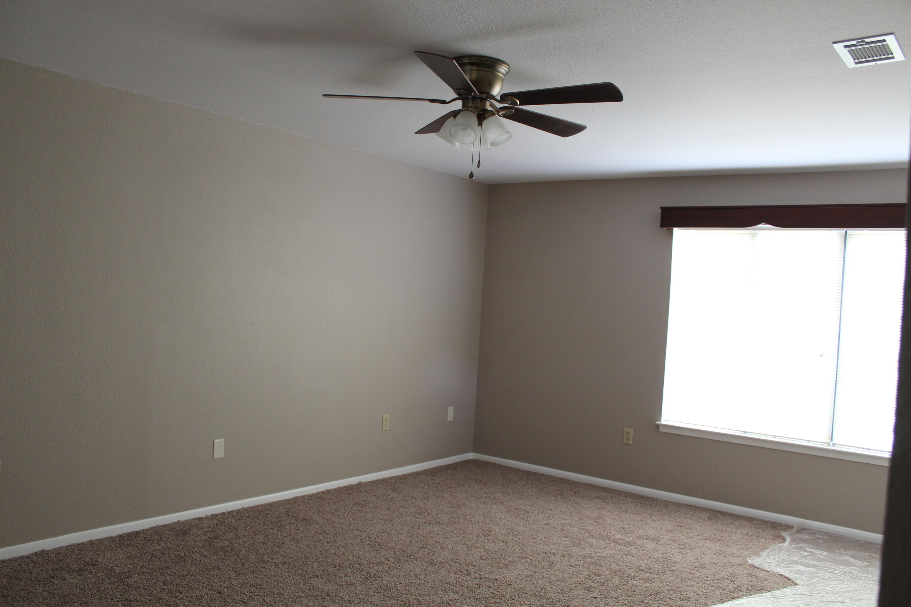 BENT CREEK ESTATES - Residential Lease