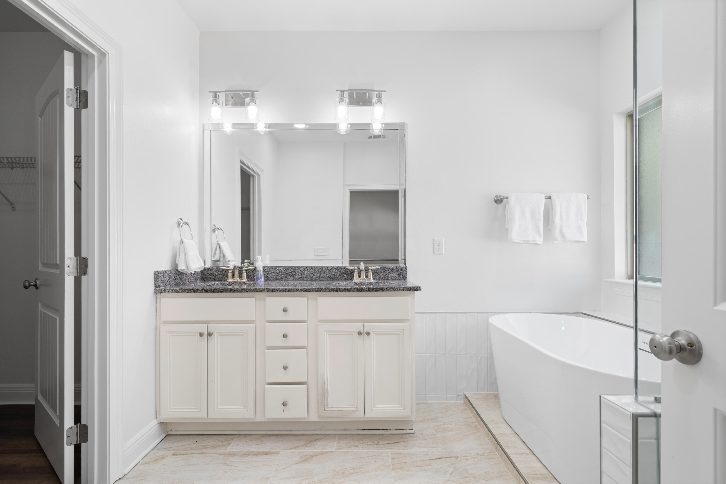 WHISPERING LAKE - Residential Lease
