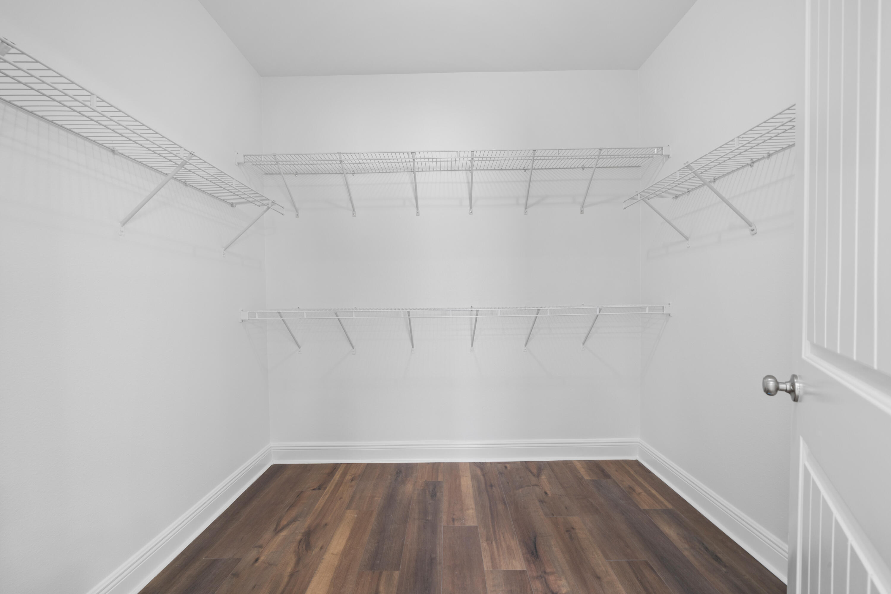 WHISPERING LAKE - Residential Lease