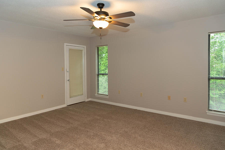 COVENTRY GARDEN - Residential Lease