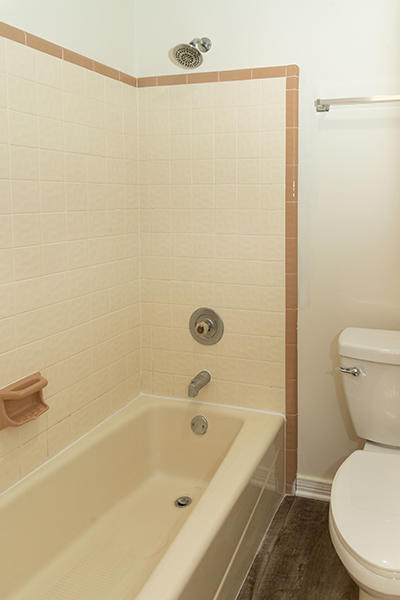 COVENTRY GARDEN - Residential Lease