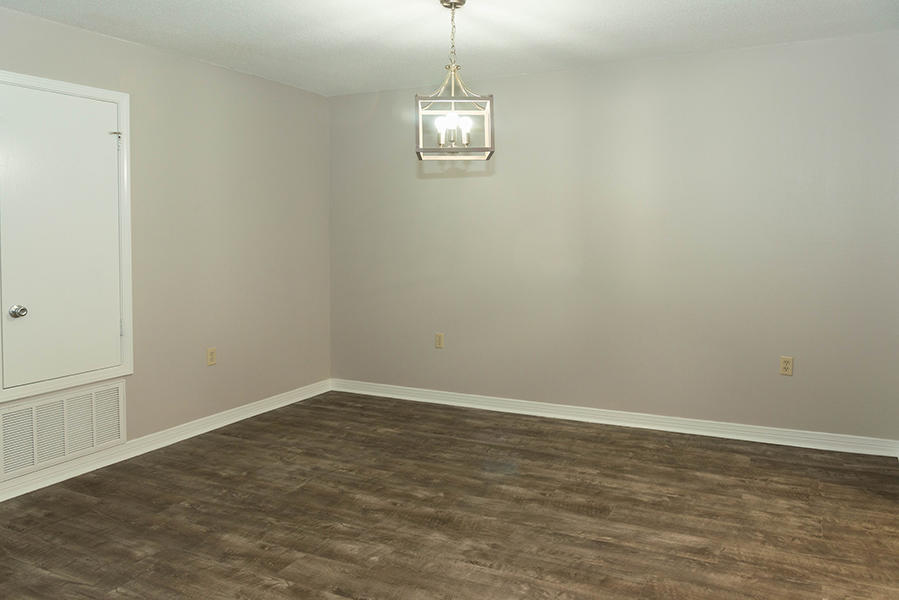 COVENTRY GARDEN - Residential Lease