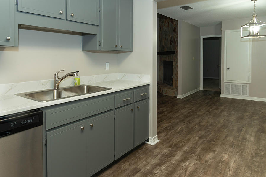 COVENTRY GARDEN - Residential Lease