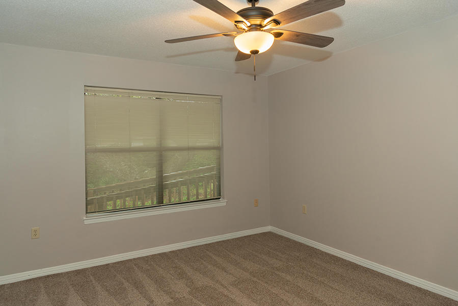 COVENTRY GARDEN - Residential Lease