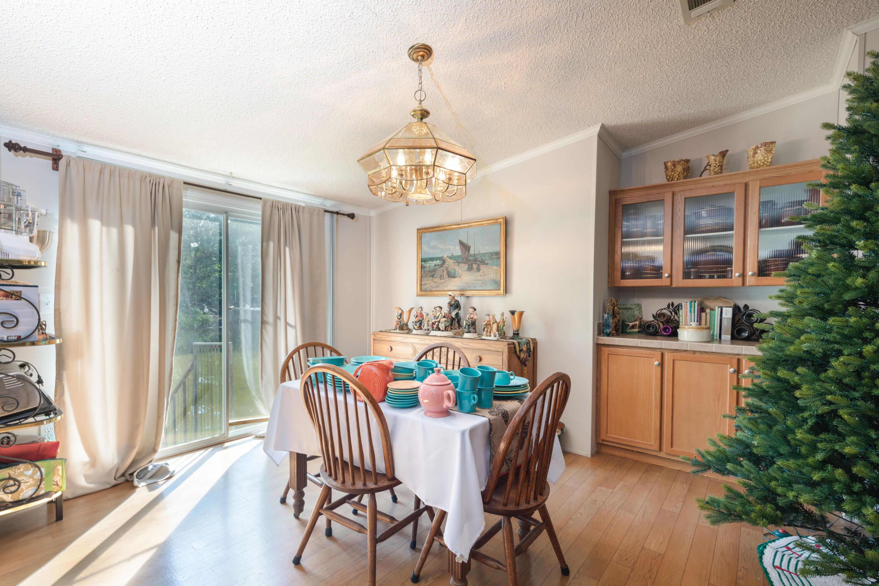 M/H NORTH (221000.10) - Residential