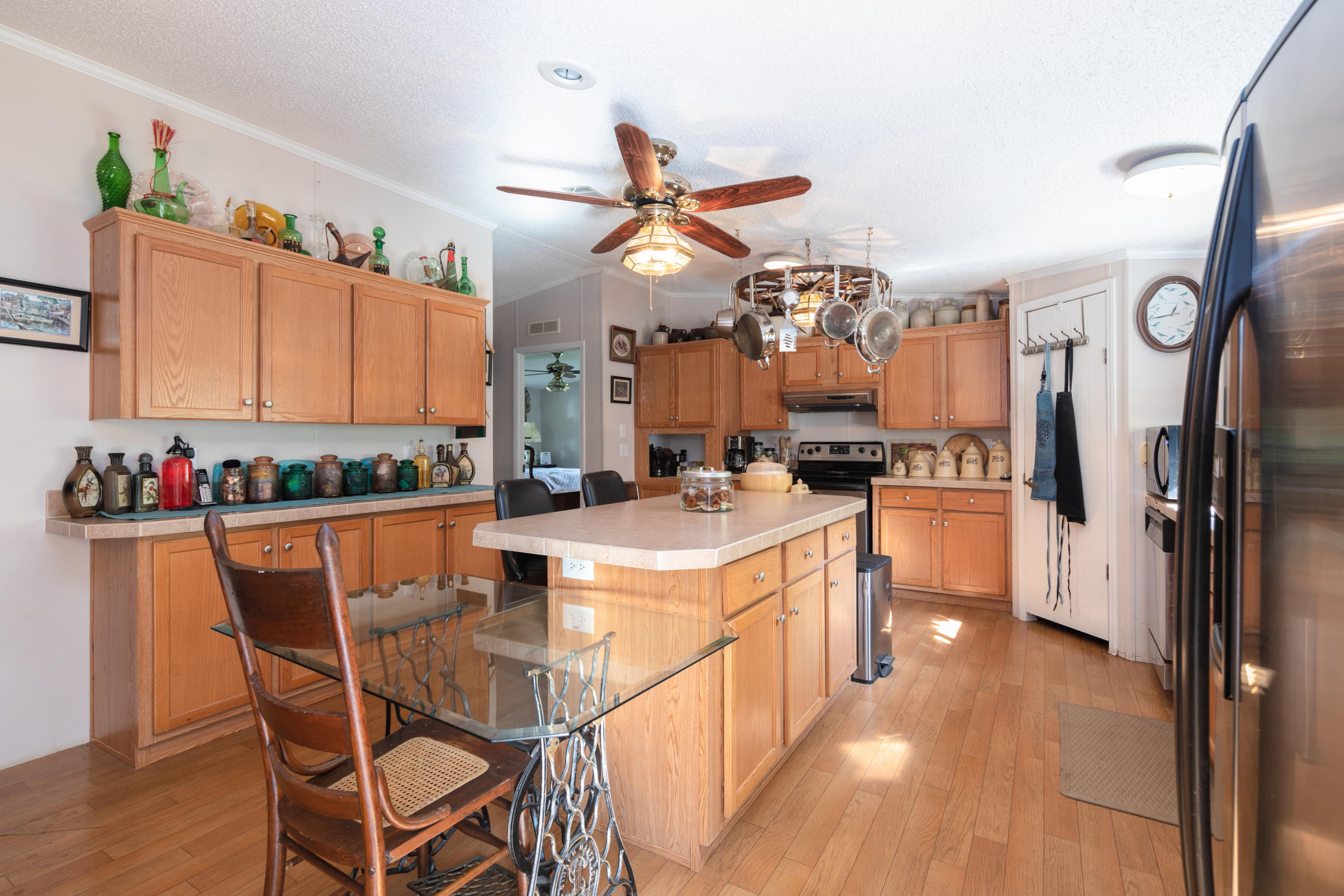 M/H NORTH (221000.10) - Residential