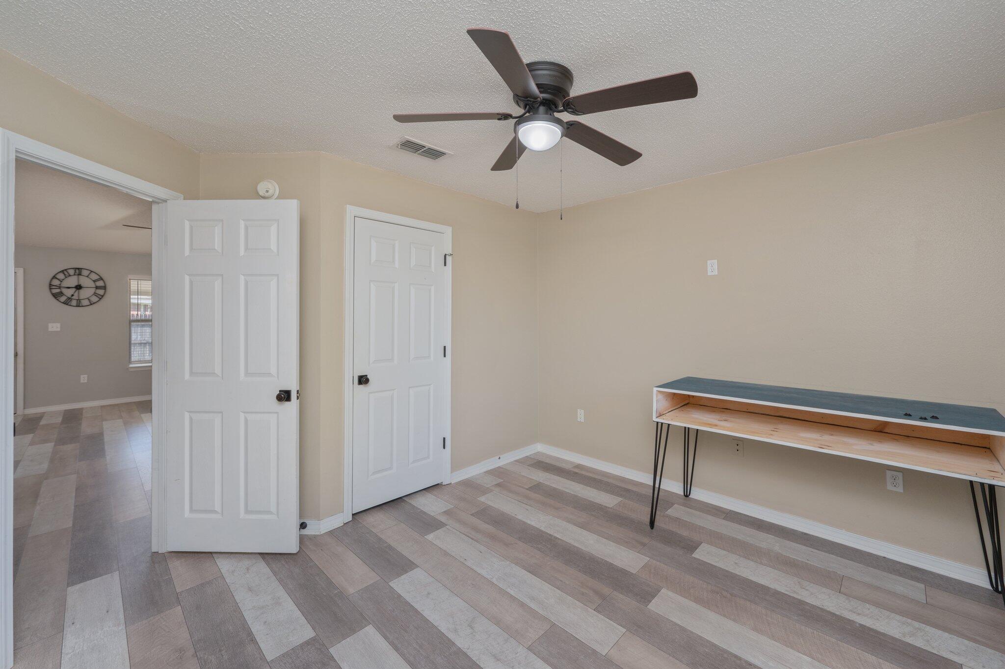 IRON GATE S/D PH I - Residential Lease
