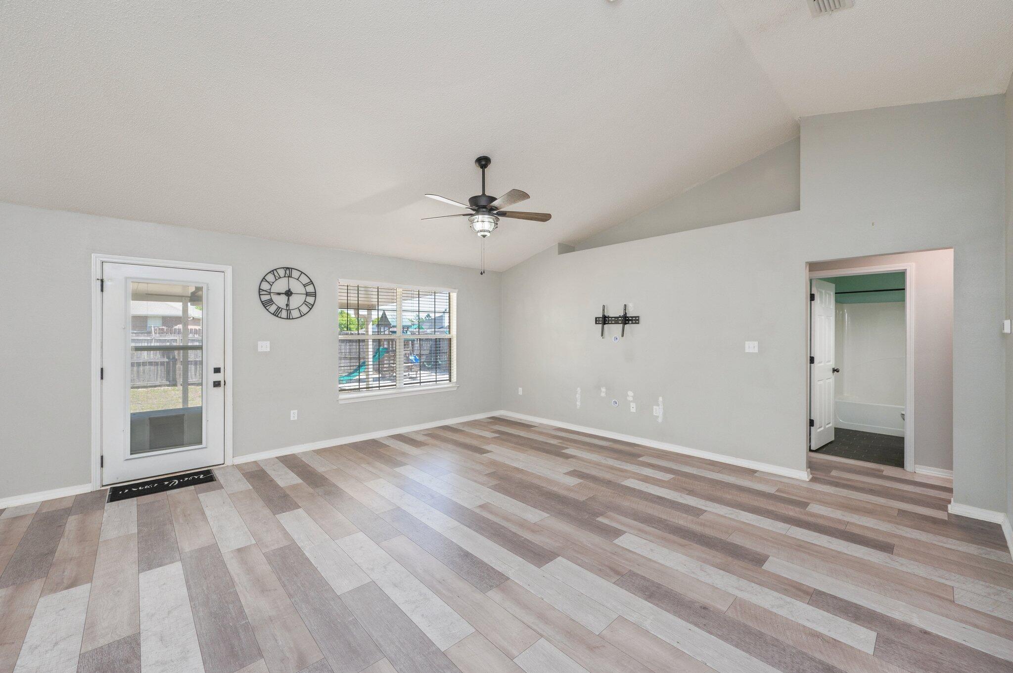 IRON GATE S/D PH I - Residential Lease