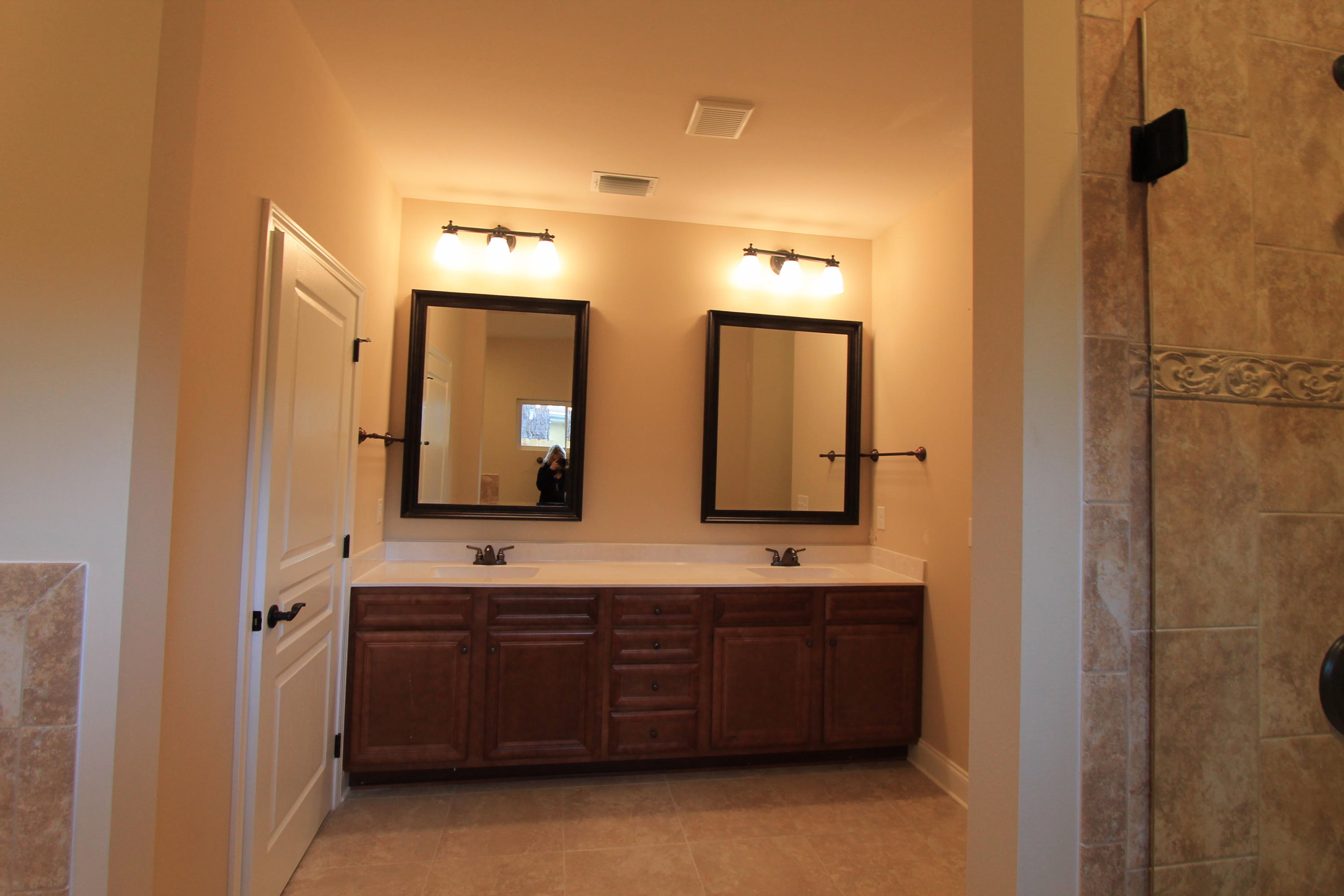 WINTHROP PLACE - Residential