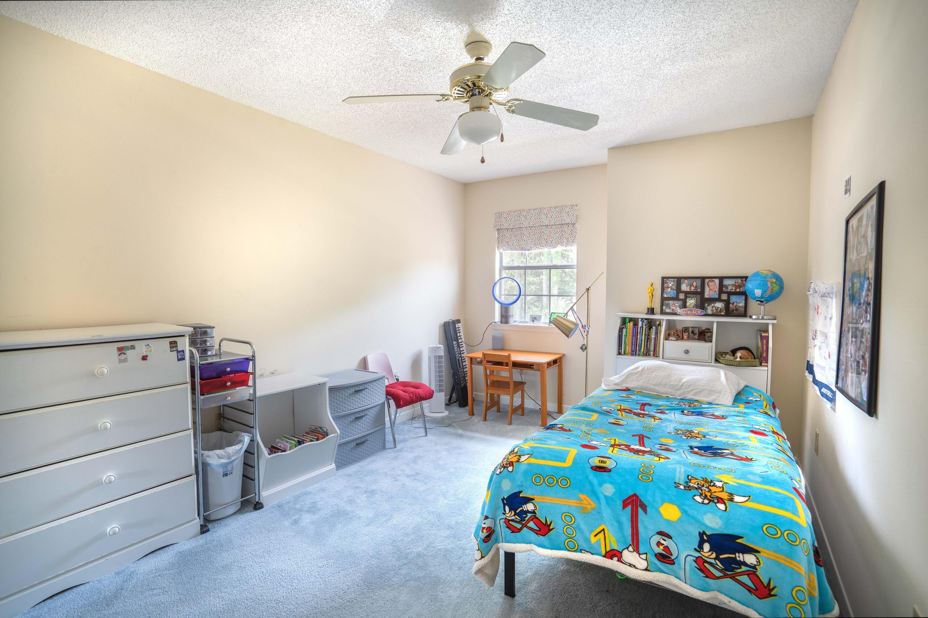 FAIRWAY LAKES - Residential