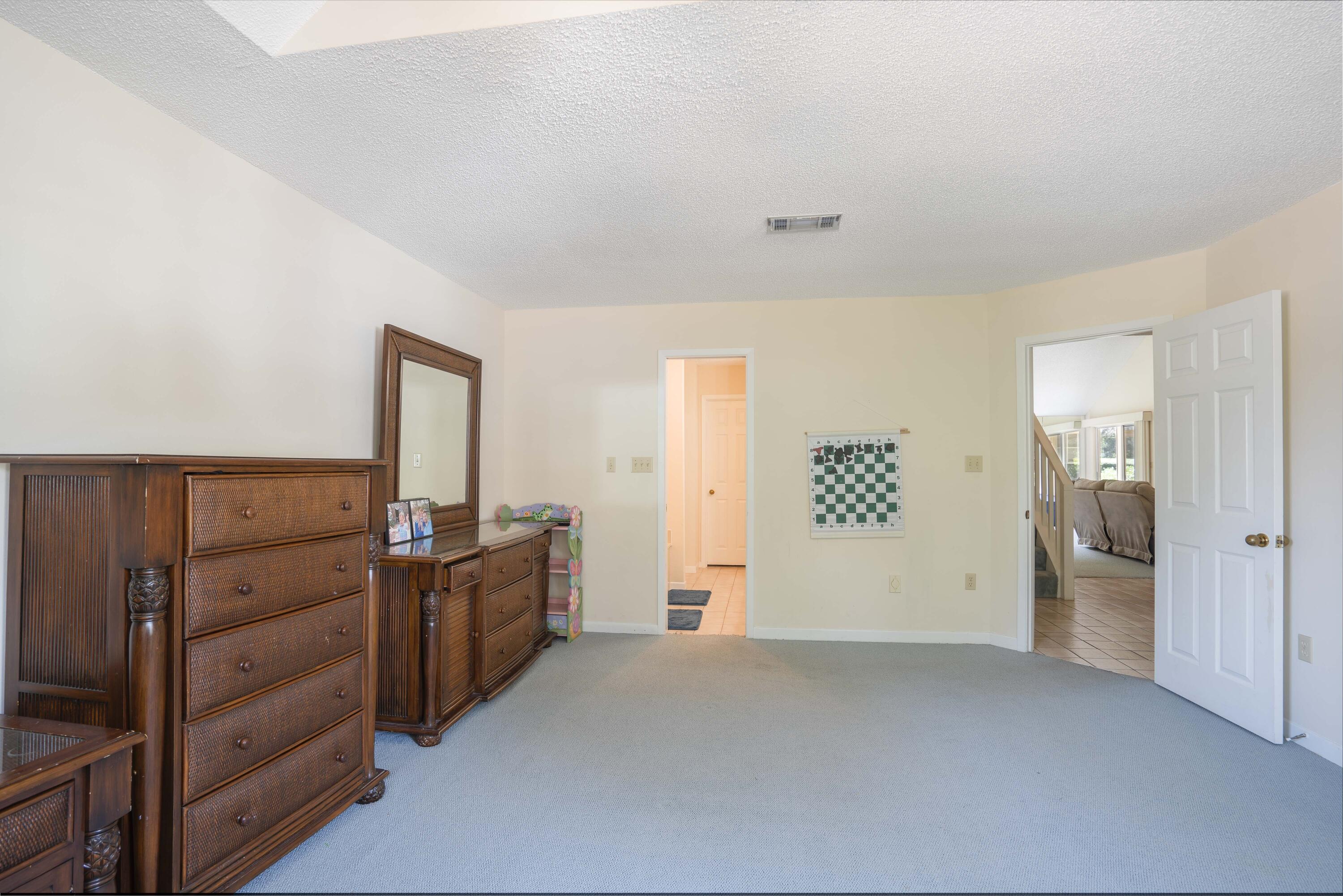 FAIRWAY LAKES - Residential