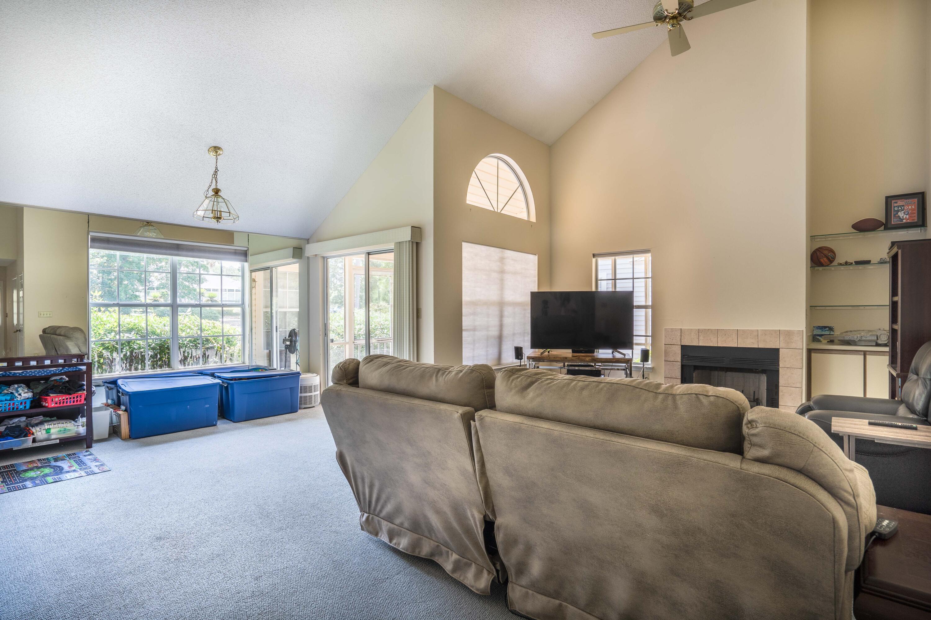 FAIRWAY LAKES - Residential