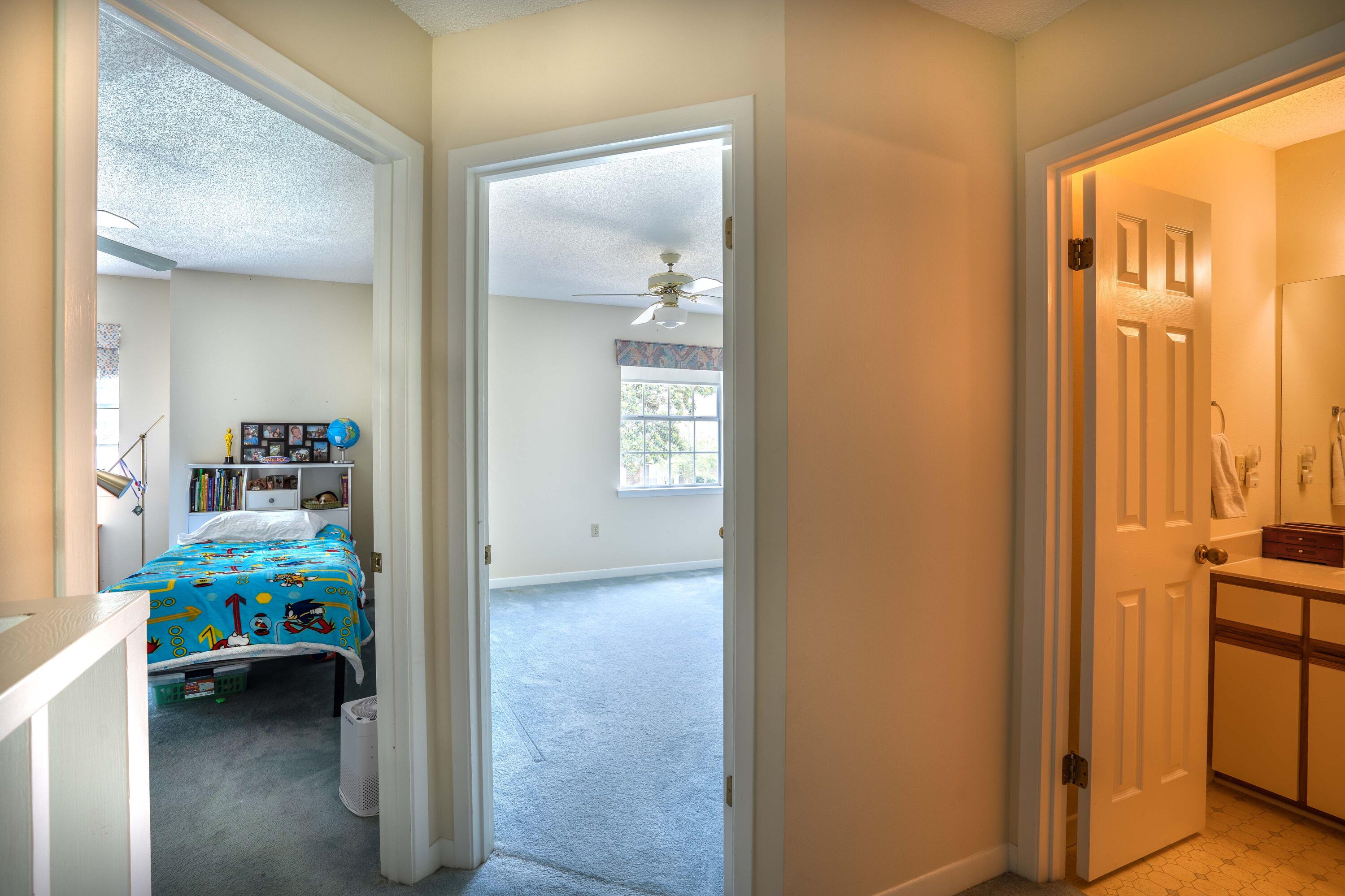 FAIRWAY LAKES - Residential