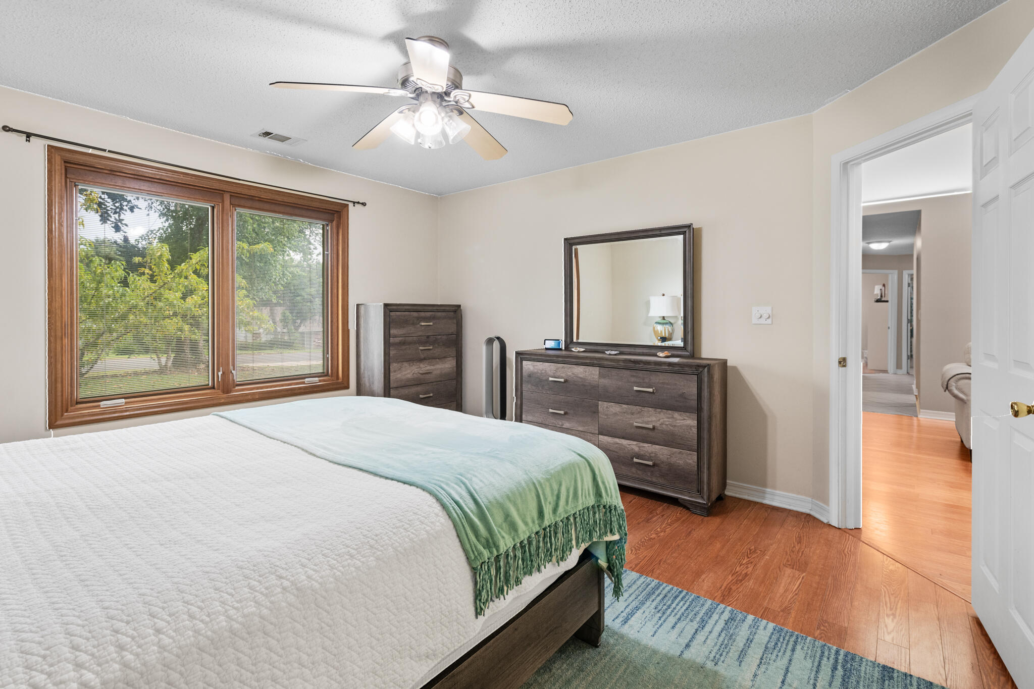 COUNTRYVIEW ESTATES 4TH ADDN - Residential