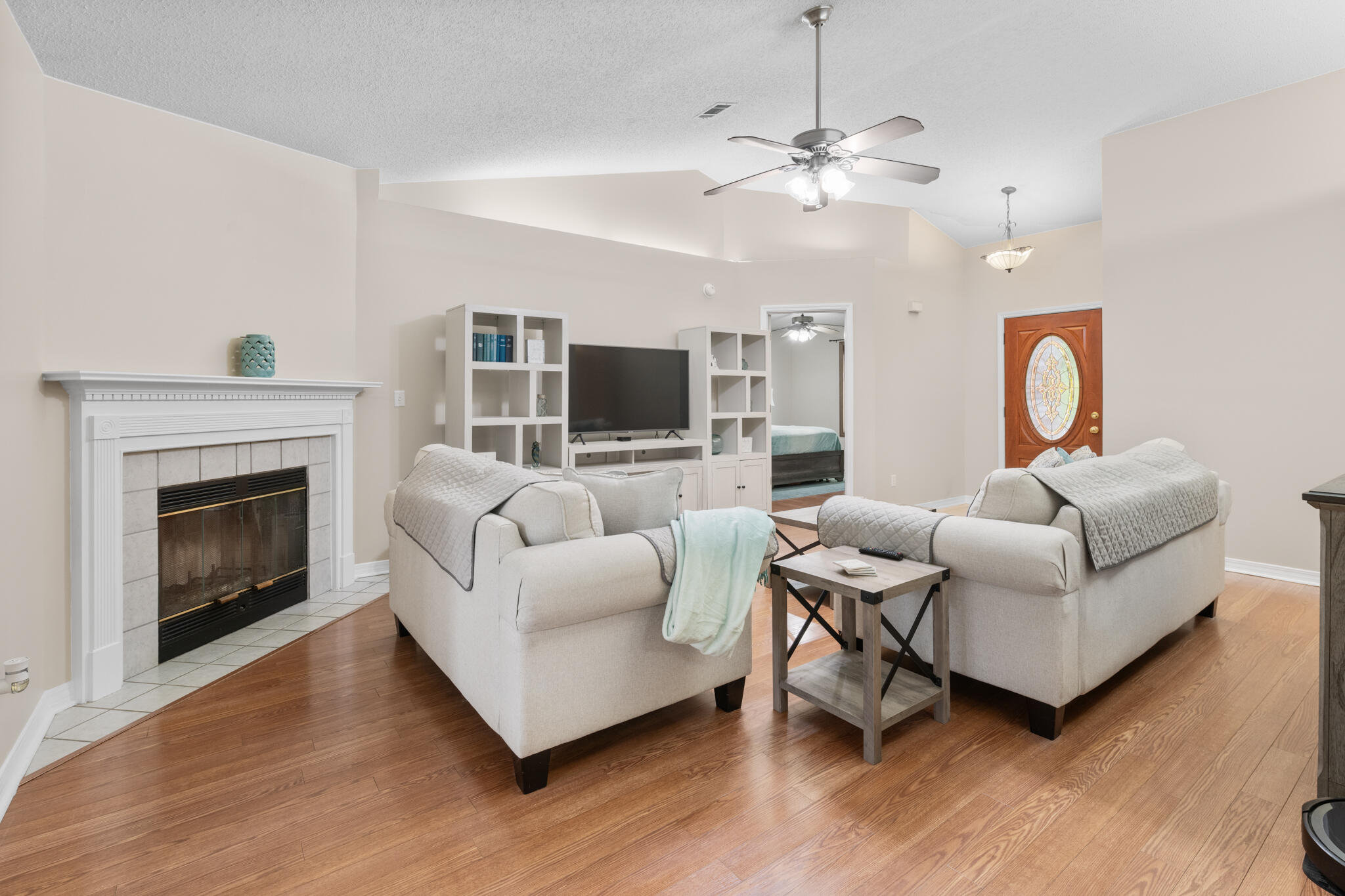 COUNTRYVIEW ESTATES 4TH ADDN - Residential