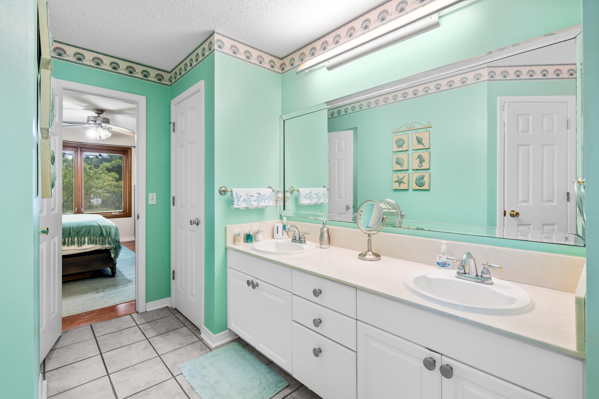 COUNTRYVIEW ESTATES 4TH ADDN - Residential