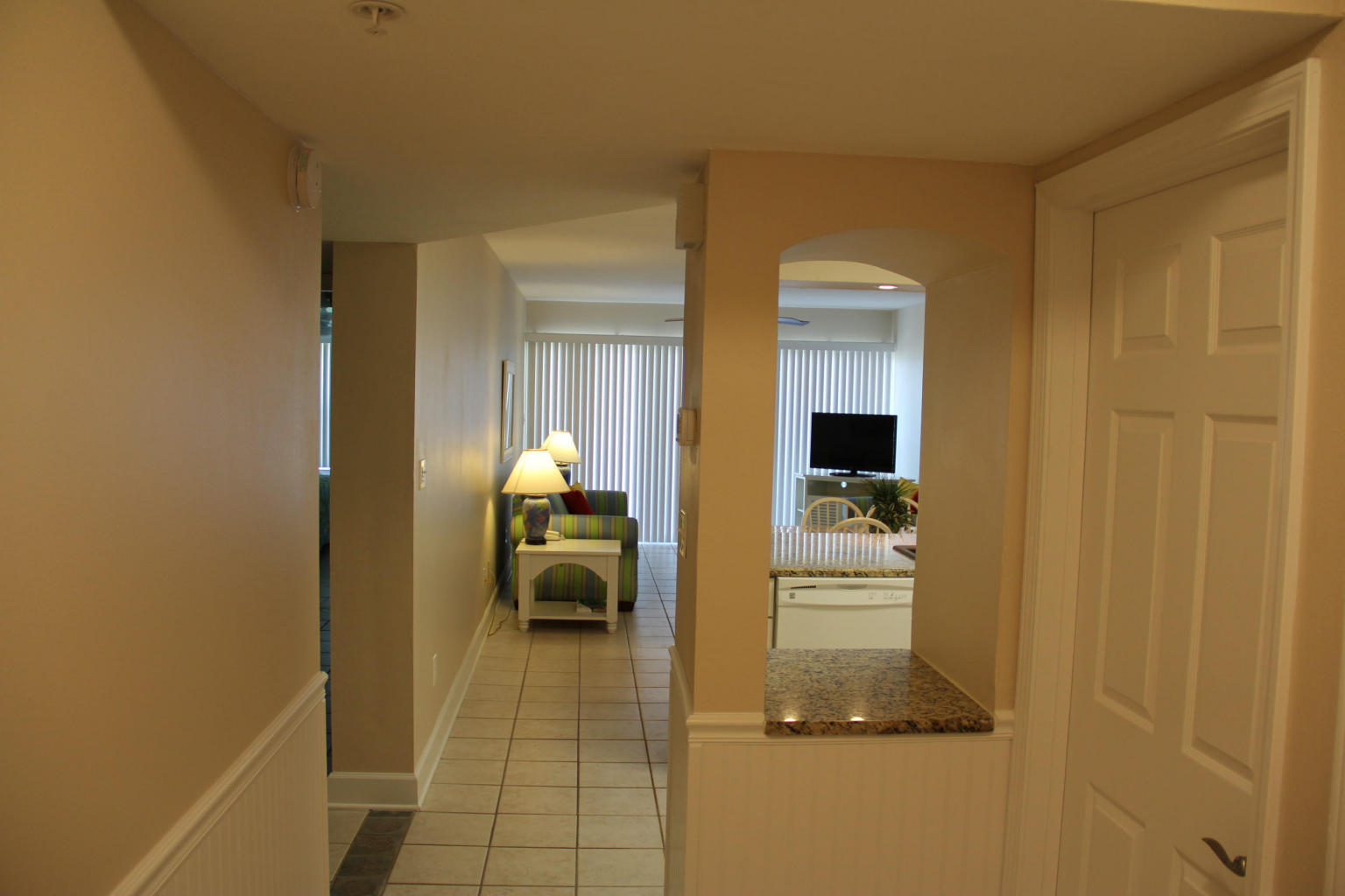 EMERALD TOWERS WEST CONDO - Residential